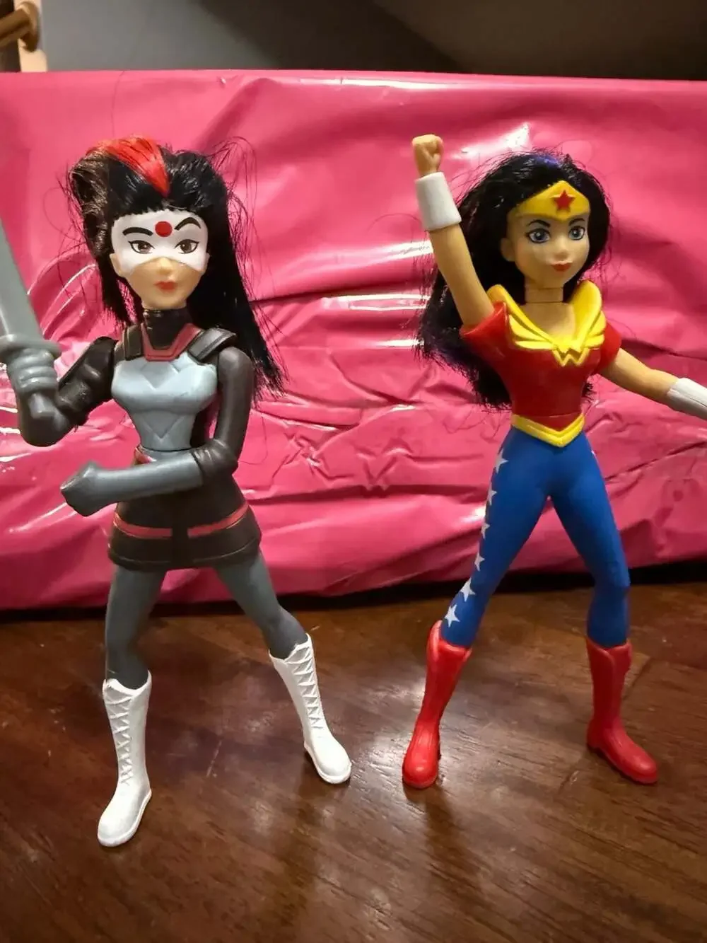 DC Comics McDonald's 2016 Wonder Woman and Katana Action Figure Set